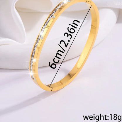 Elegant Luxurious Shiny Geometric Titanium Steel Wholesale Bangle