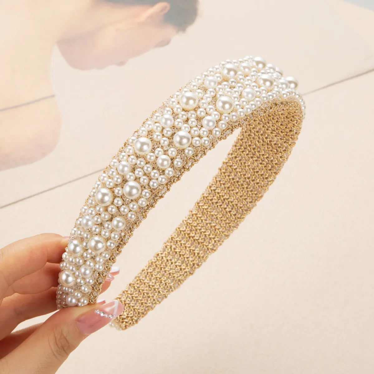 Elegant Luxurious Solid Color Cloth Inlay Artificial Pearls Hair Band