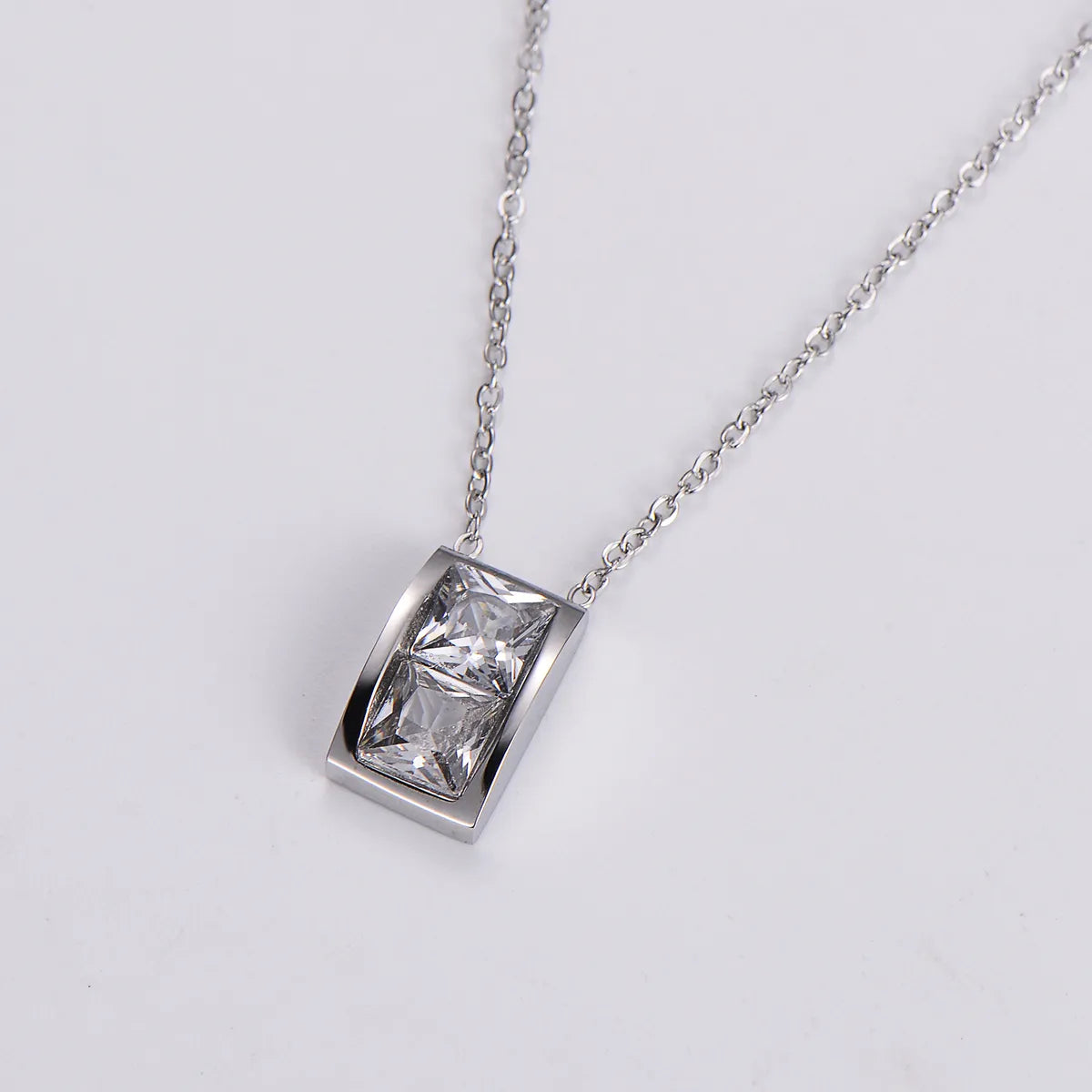 Elegant Luxurious Square Stainless Steel Inlay Artificial Diamond Pendant Necklace