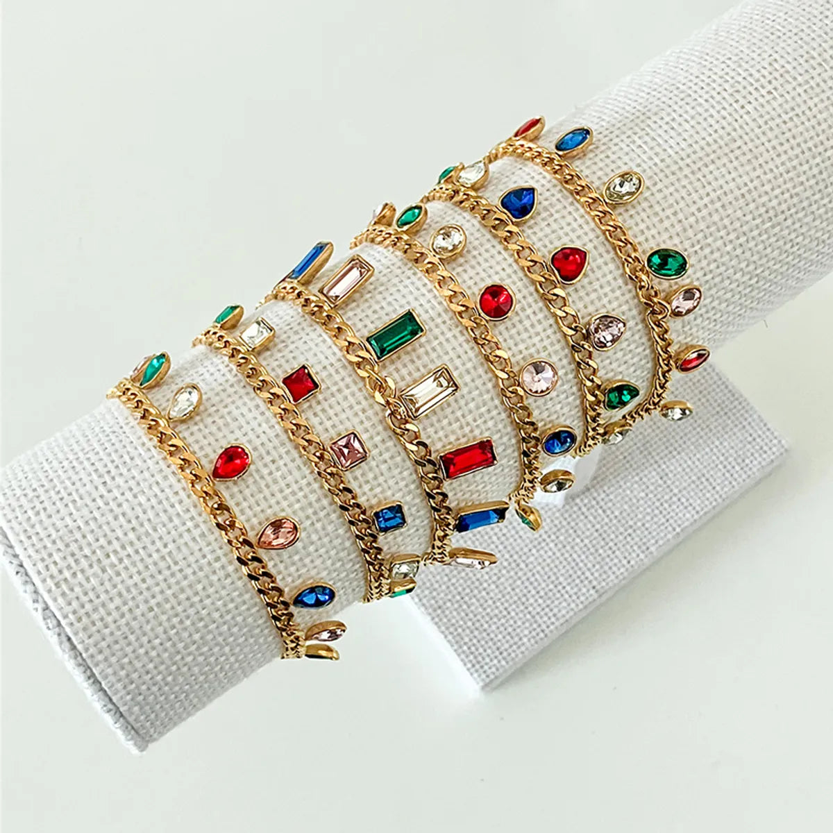 Elegant Luxurious Streetwear Square Oval Heart Shape 304 Stainless Steel 14K Gold Plated Zircon Bracelets In Bulk