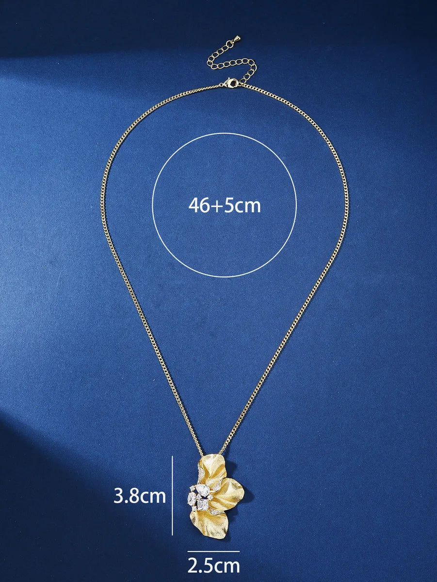 Elegant Original Design Simple Style Flower Petal Copper Plating Inlay Zircon 18k Gold Plated Pendant Necklace