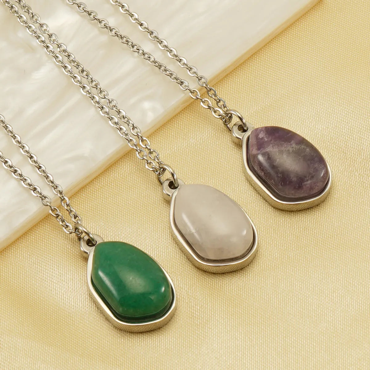 Elegant Oval Stainless Steel Plating Inlay Natural Stone 18k Gold Plated Pendant Necklace