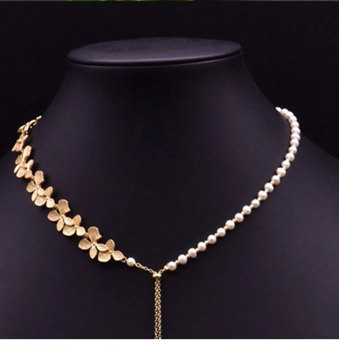 Elegant Retro Geometric Copper Plating Inlay Pearl 18k Gold Plated Sweater Chain