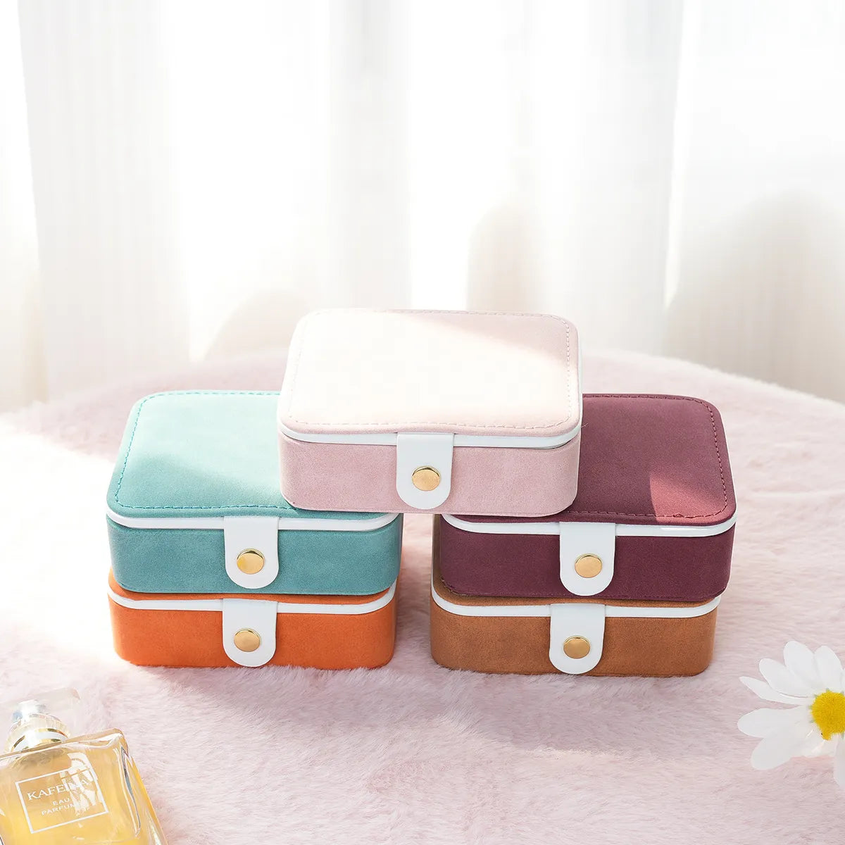 Elegant Retro Rectangle Pu Leather Suede Jewelry Boxes