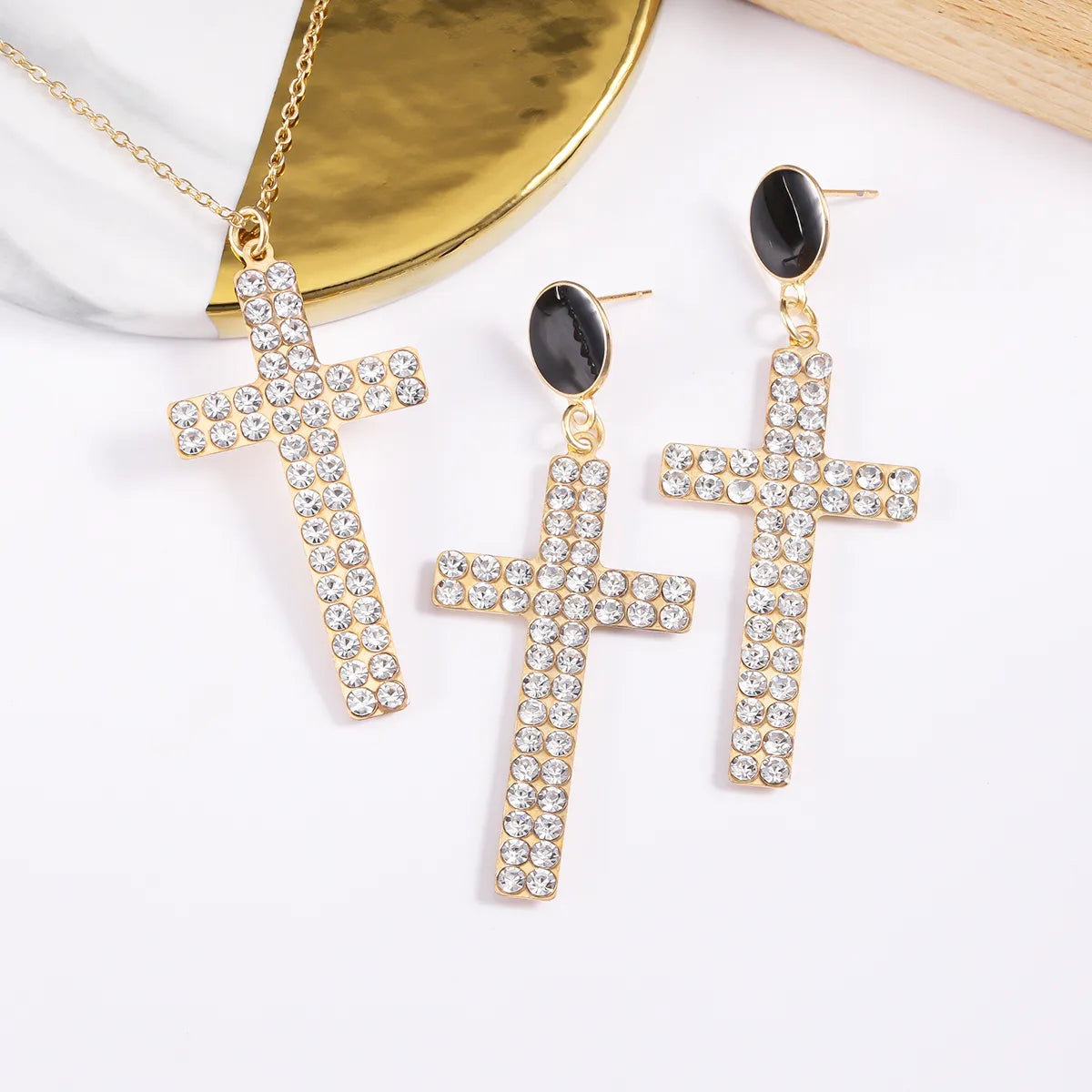 Elegant Retro Simple Style Cross Alloy Polishing Plating Inlay Rhinestones Gold Plated Women's Jewelry Set