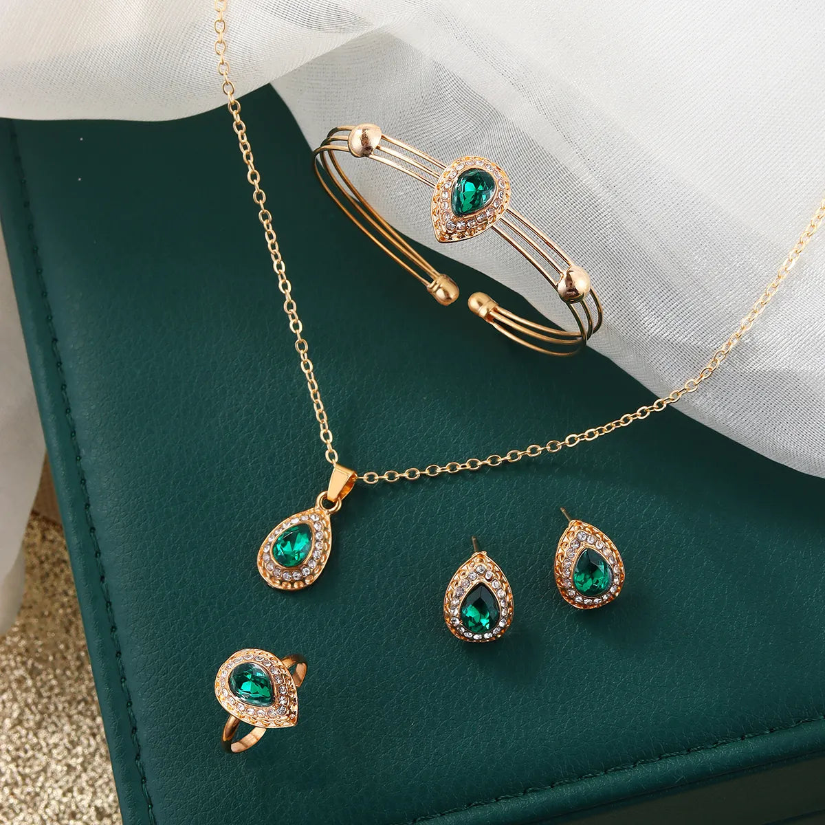 Elegant Romantic Shiny Water Droplets Alloy Inlay Rhinestones Women'S Jewelry Set