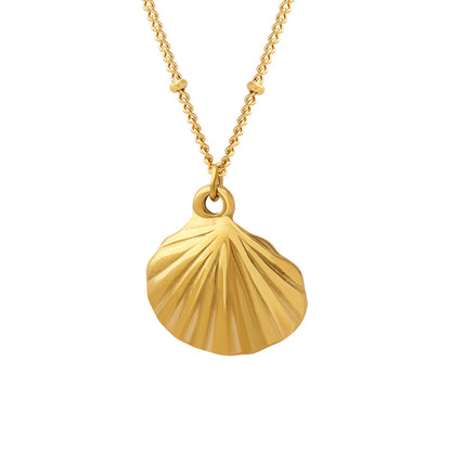 Elegant Shell Titanium Steel Pendant Necklace Plating Stainless Steel Necklaces