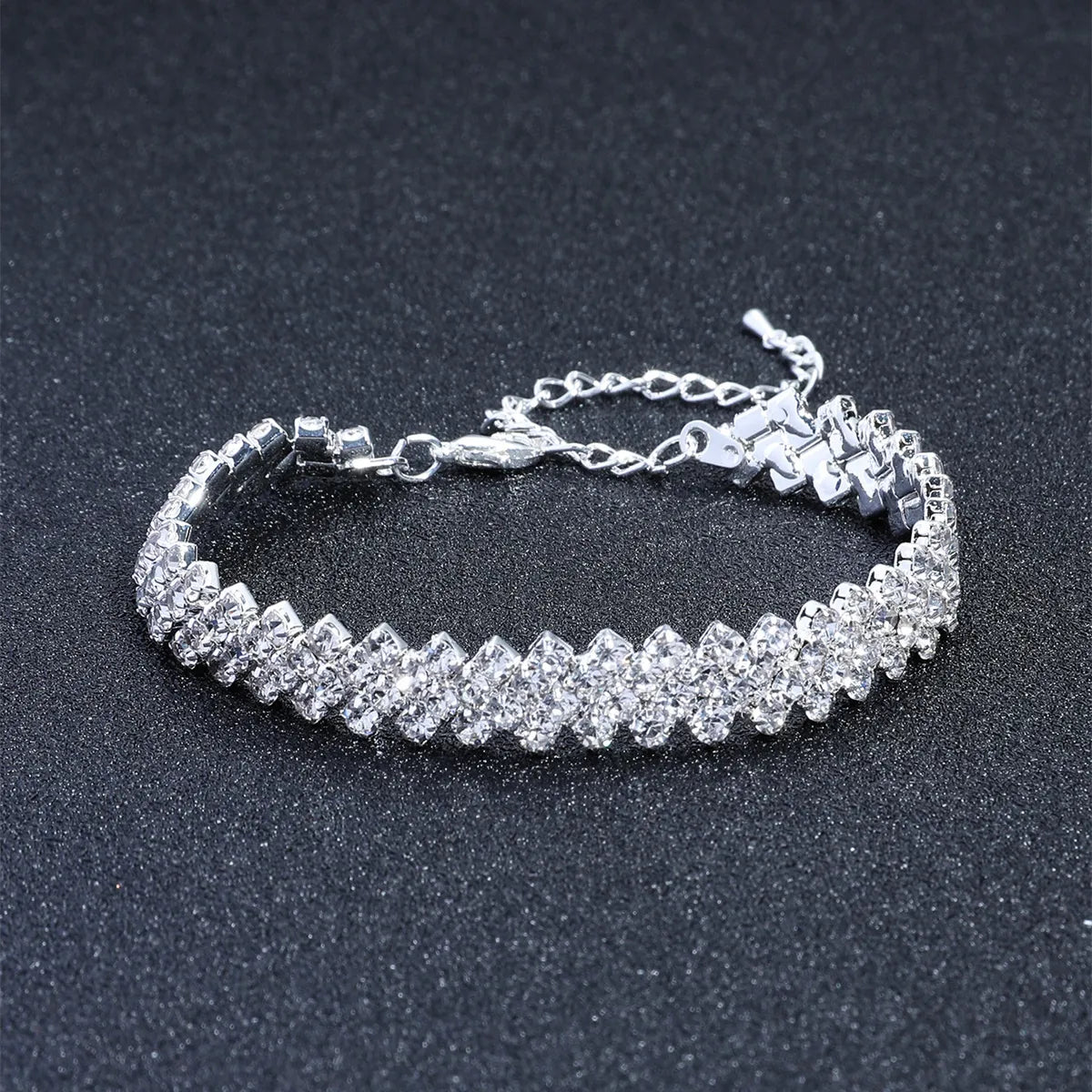 Elegant Shiny Geometric Rhinestones Metal Wholesale Bracelets