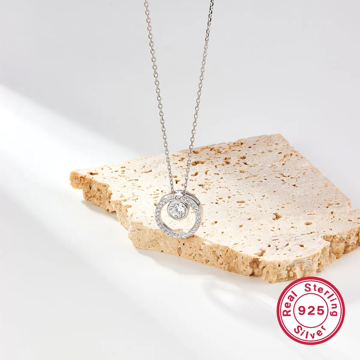 Elegant Shiny Korean Style Round Sterling Silver Plating Inlay Zircon White Gold Plated Pendant Necklace