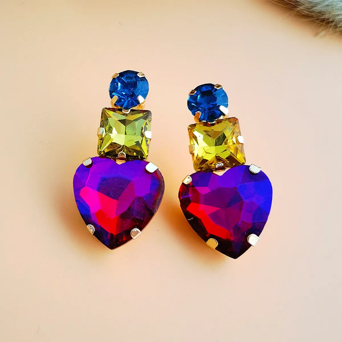 Elegant Shiny Square Heart Shape Alloy Inlay Resin Rhinestones Women's Drop Earrings