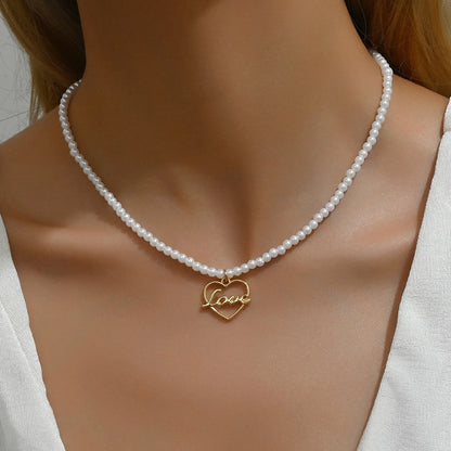 Elegant Simple Style Commute Cross Heart Shape Plastic Zinc Alloy Beaded Hollow Out Inlay Zircon 18K Gold Plated Women'S Pendant Necklace