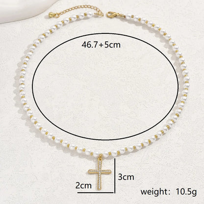 Elegant Simple Style Commute Cross Heart Shape Plastic Zinc Alloy Beaded Hollow Out Inlay Zircon 18K Gold Plated Women'S Pendant Necklace