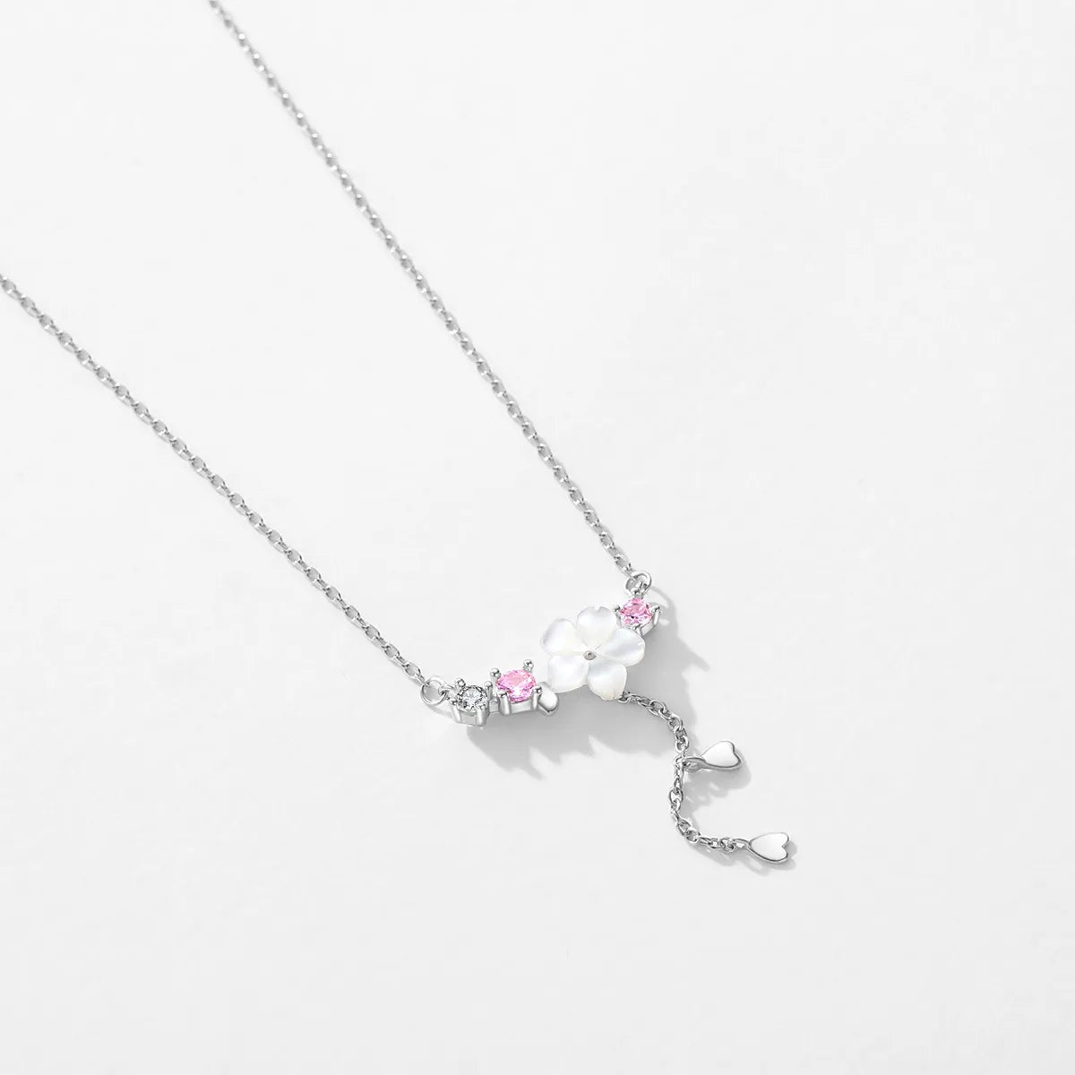 Elegant Simple Style Flower Sterling Silver Plating Three-dimensional Inlay Shell Zircon Rhodium Plated Pendant Necklace