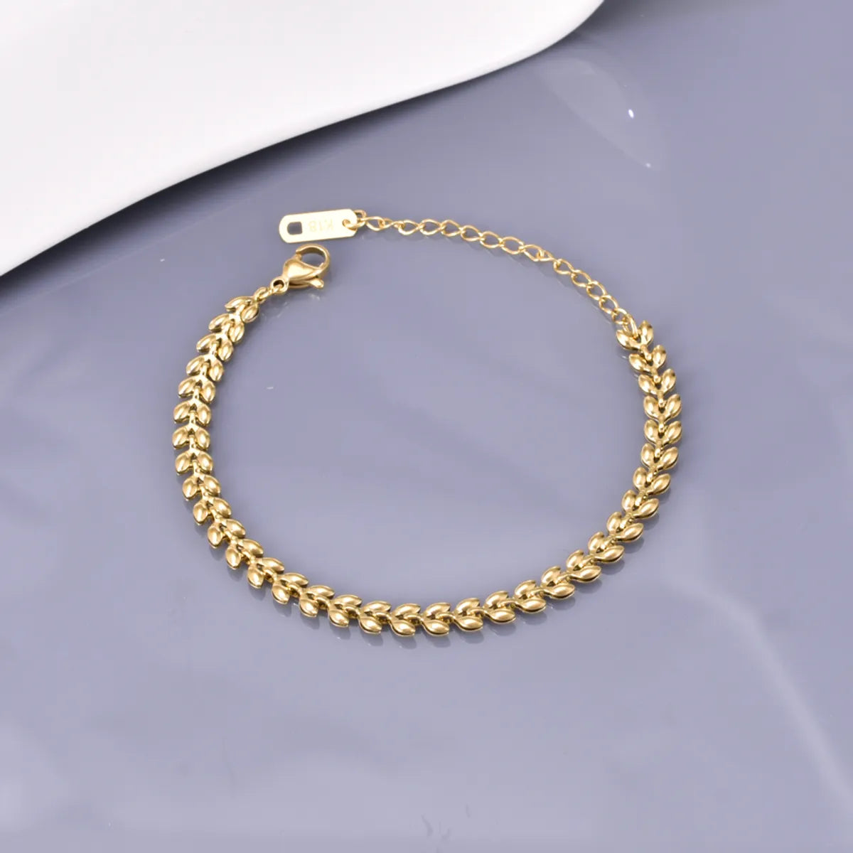 Elegant Simple Style Geometric Grain 304 Stainless Steel Titanium Steel 18K Gold Plated Bracelets In Bulk