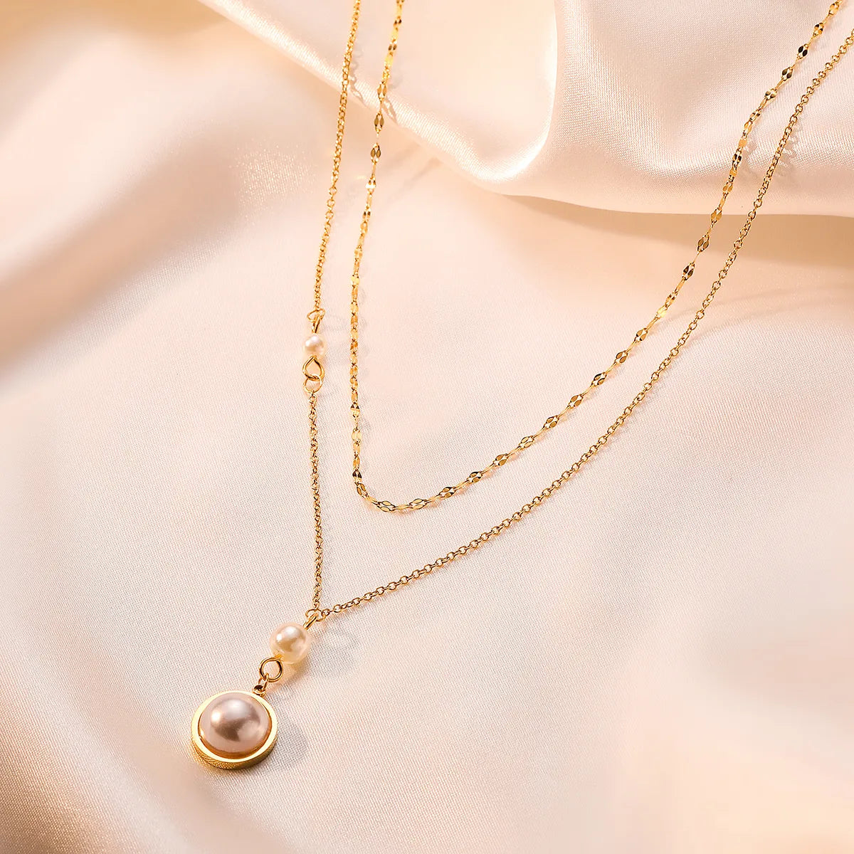 Elegant Simple Style Geometric Titanium Steel Plating Inlay Artificial Pearls 18k Gold Plated Necklace