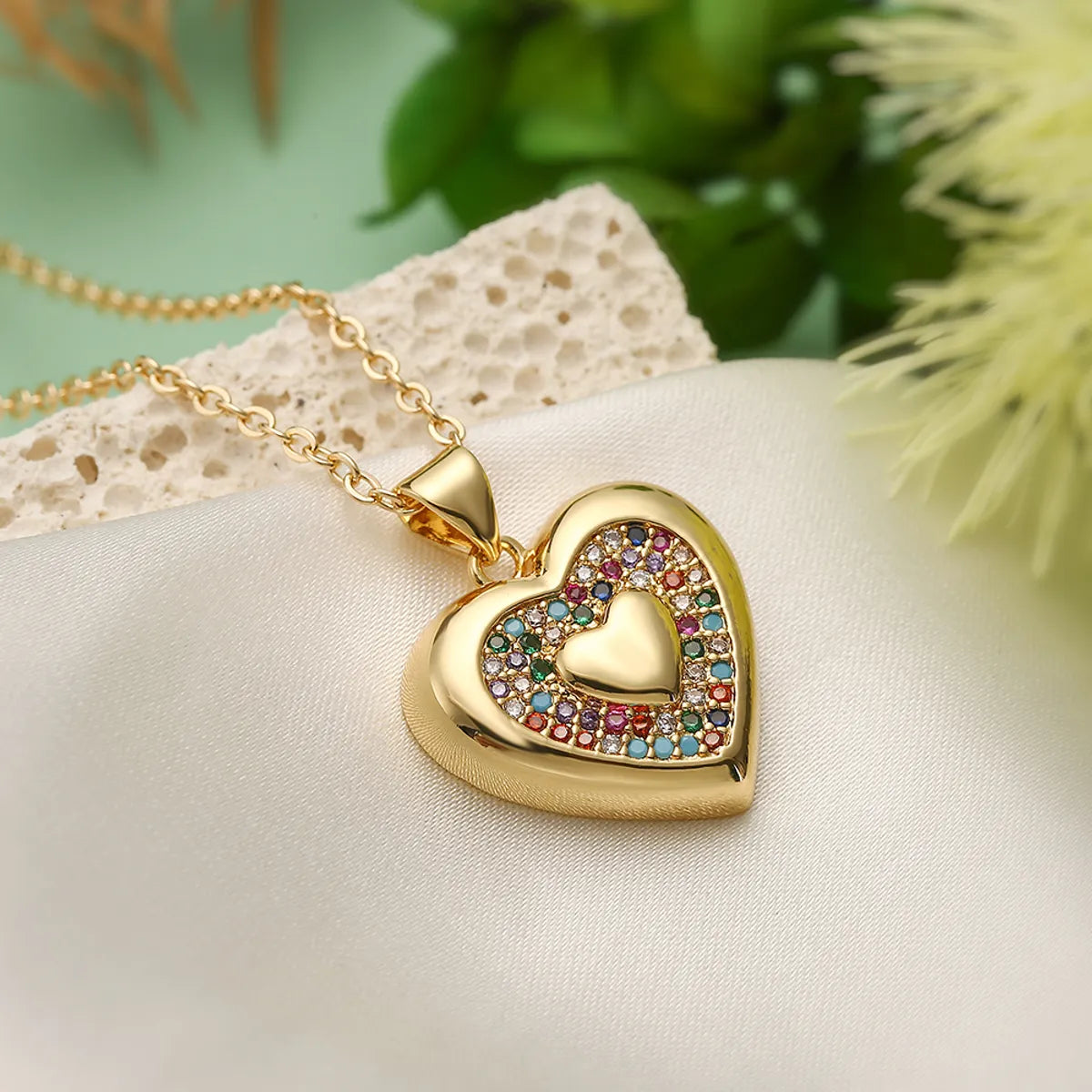 Elegant Simple Style Heart Shape Copper Plating Inlay Zircon 18k Gold Plated Pendant Necklace