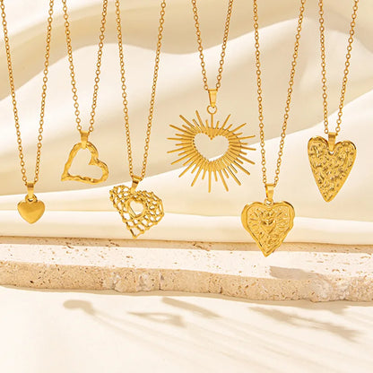 Wholesale Jewelry Elegant Simple Style Heart Shape 304 Stainless Steel 18K Gold Plated Plating Hollow Out Pendant Necklace