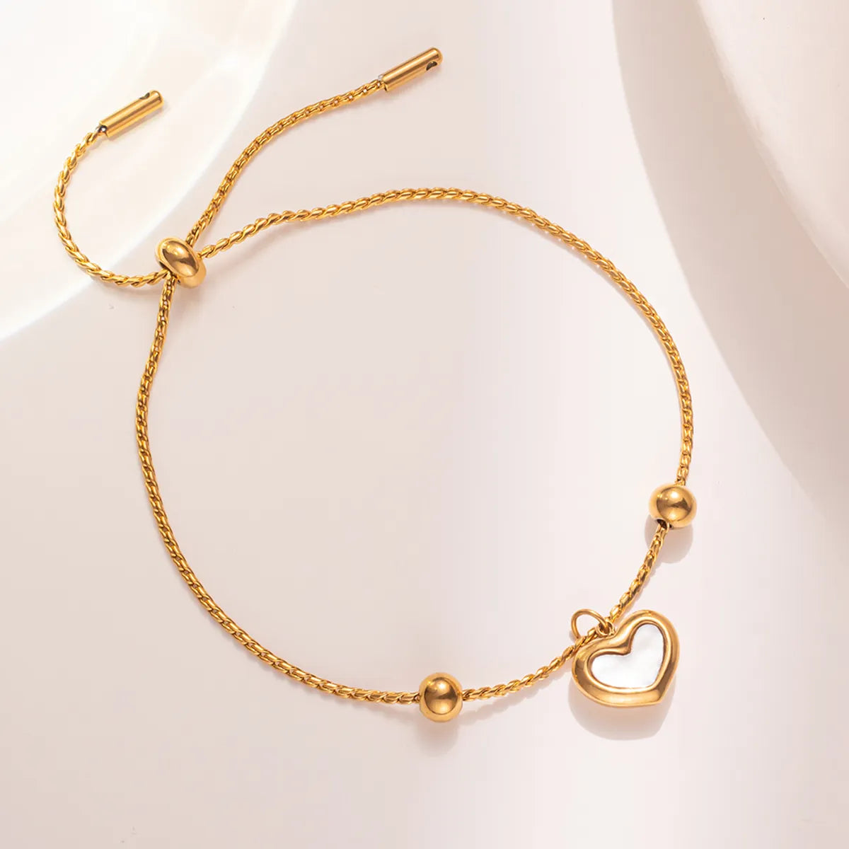 Elegant Simple Style Heart Shape Steel Plating Inlay Shell 18k Gold Plated Bracelets