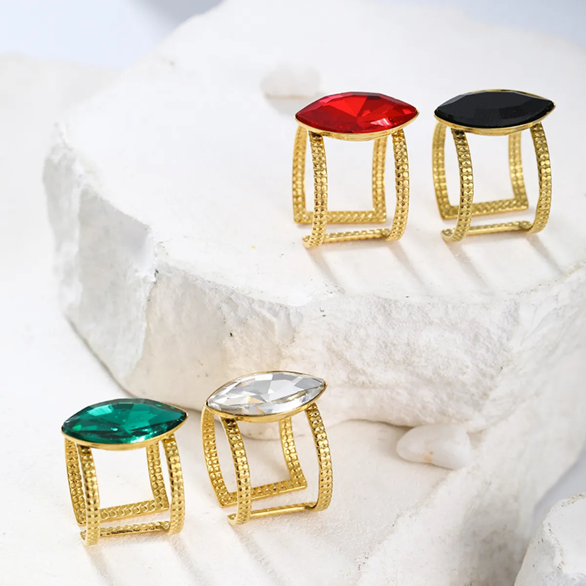 Elegant Simple Style Horse Eye Stainless Steel Plating Inlay Zircon Open Rings