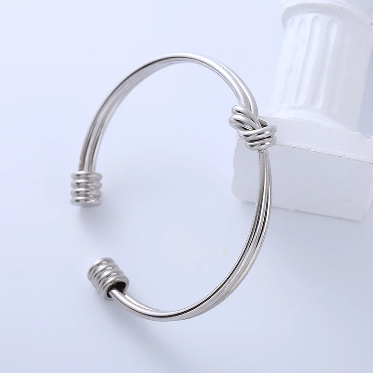 Elegant Simple Style Knot Stainless Steel Polishing Plating 18k Gold Plated Cuff Bracelets