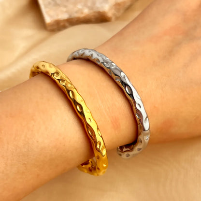 Elegant Simple Style Leaf 304 Stainless Steel 18K Gold Plated Bangle In Bulk