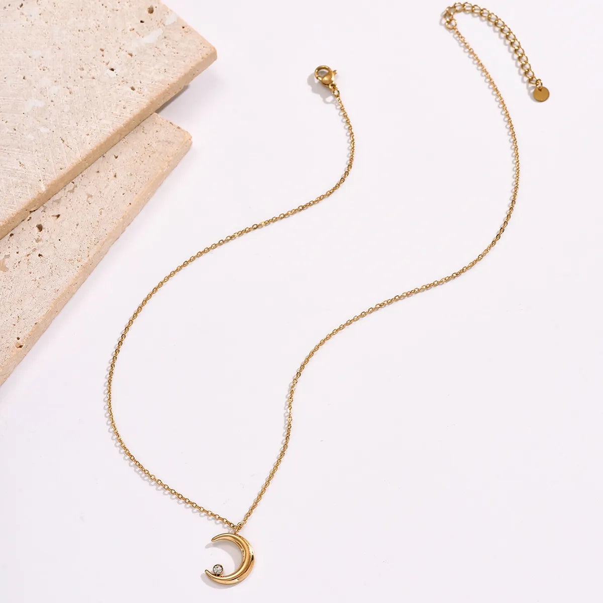 Elegant Simple Style Moon Stainless Steel Plating Inlay Rhinestones 14k Gold Plated Pendant Necklace