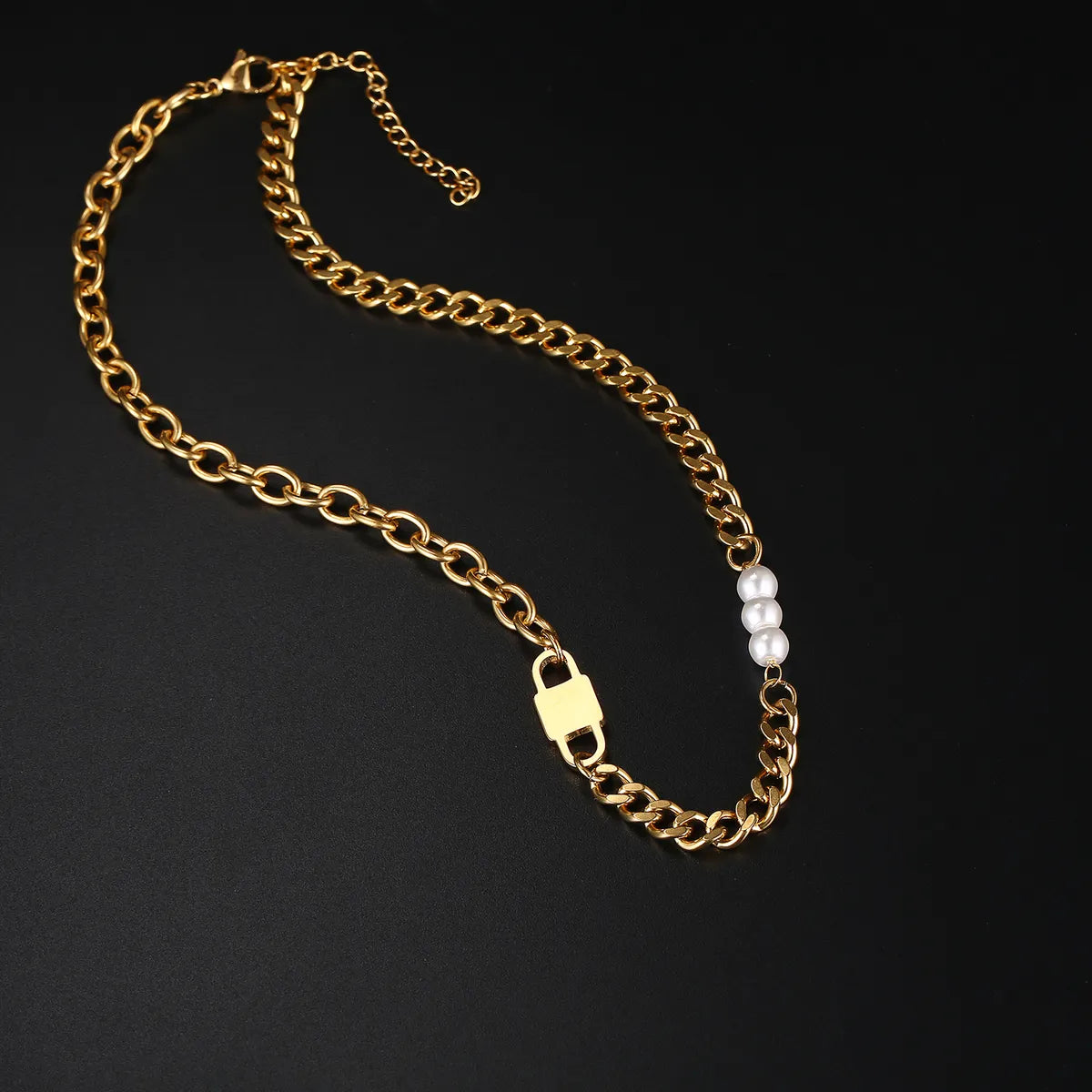 Elegant Simple Style Solid Color Stainless Steel Plating 18k Gold Plated Necklace