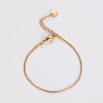 Elegant Simple Style Solid Color Stainless Steel Plating 18k Gold Plated Bracelets