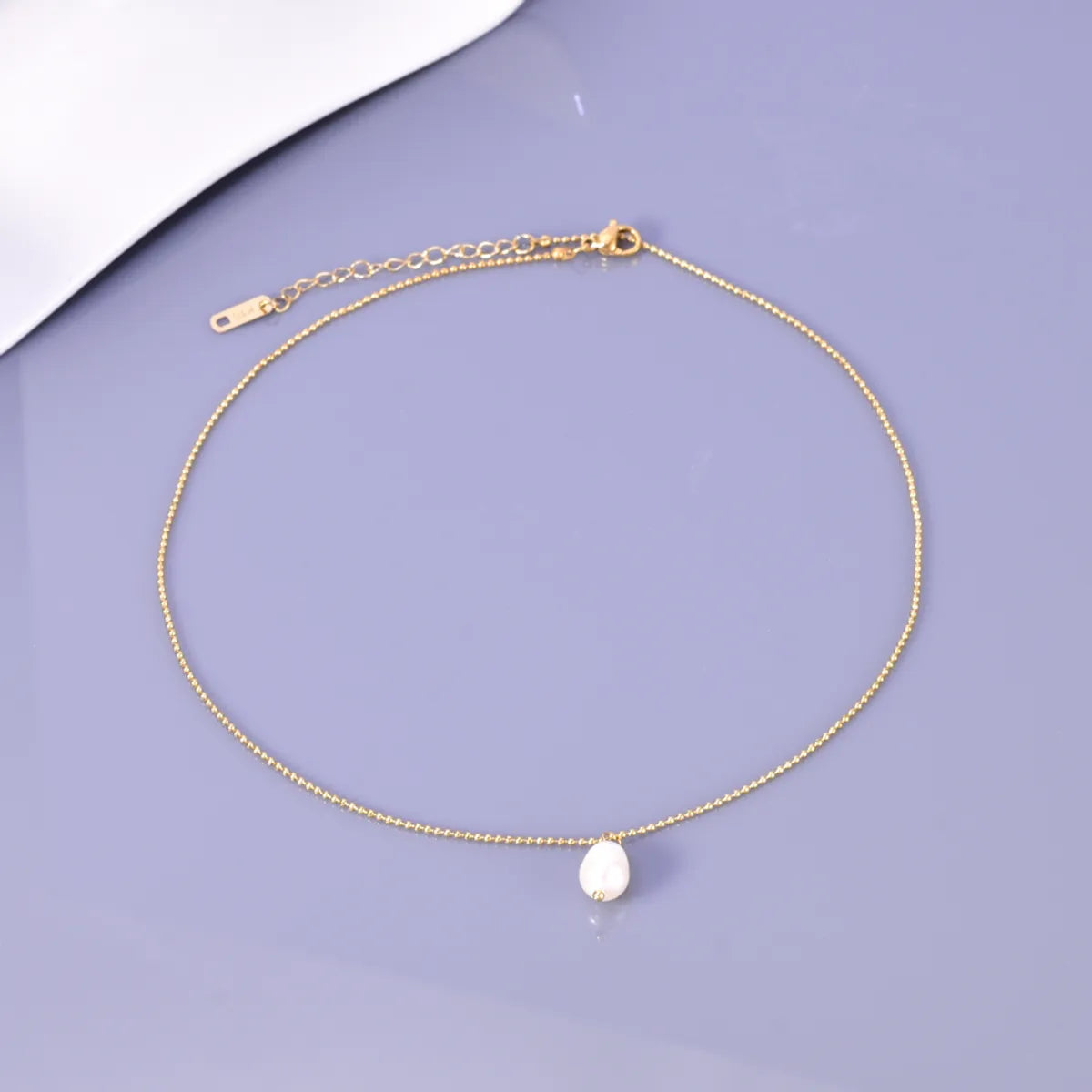 Elegant Simple Style Solid Color Titanium Steel Plating 18k Gold Plated Pendant Necklace