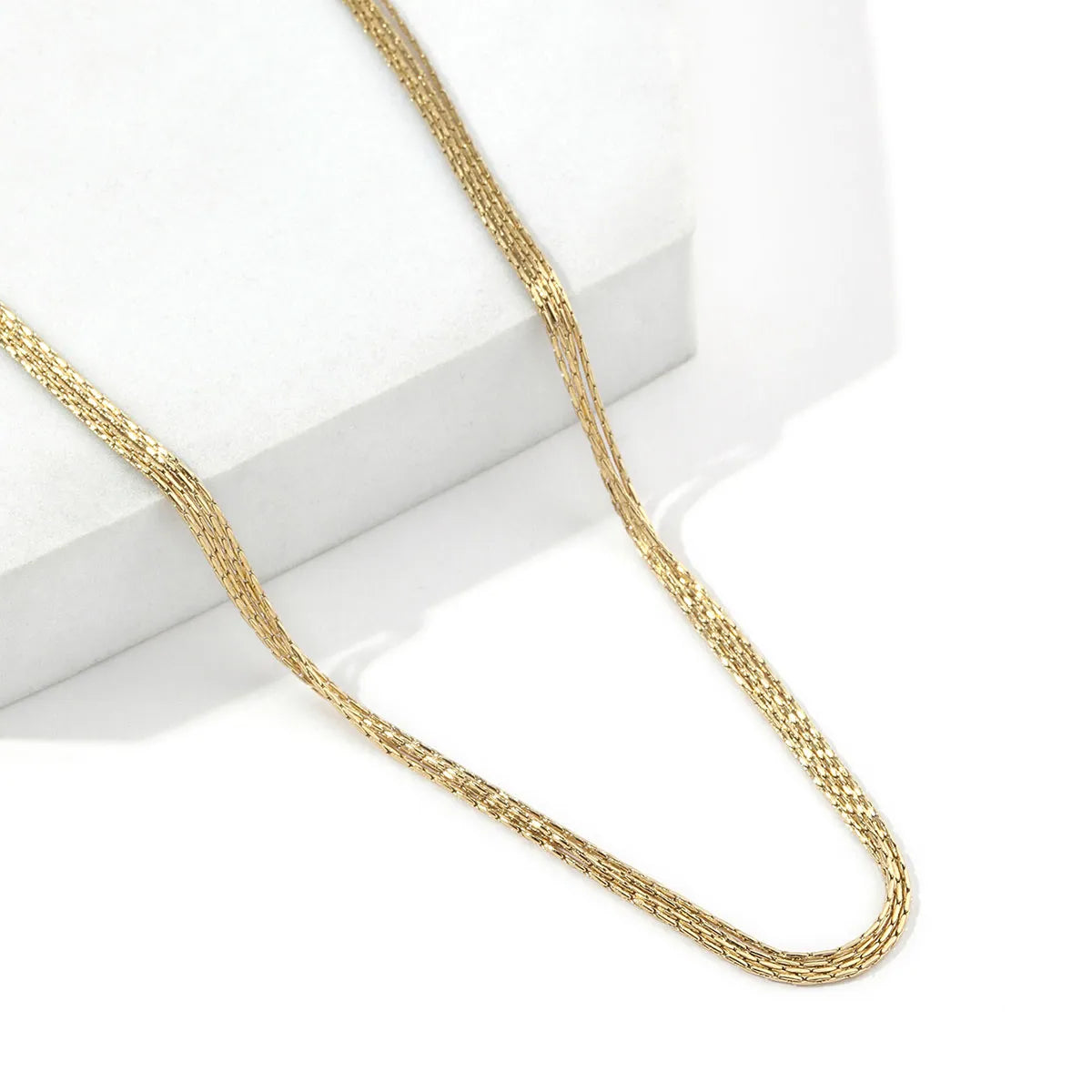 Elegant Simple Style Solid Color Titanium Steel Polishing Plating 18k Gold Plated Layered Necklaces