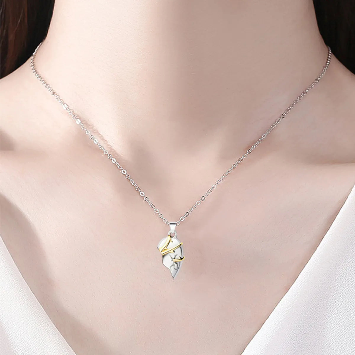 Elegant Simple Style Streetwear Heart Shape Alloy Plating Valentine'S Day Couple Pendant Necklace