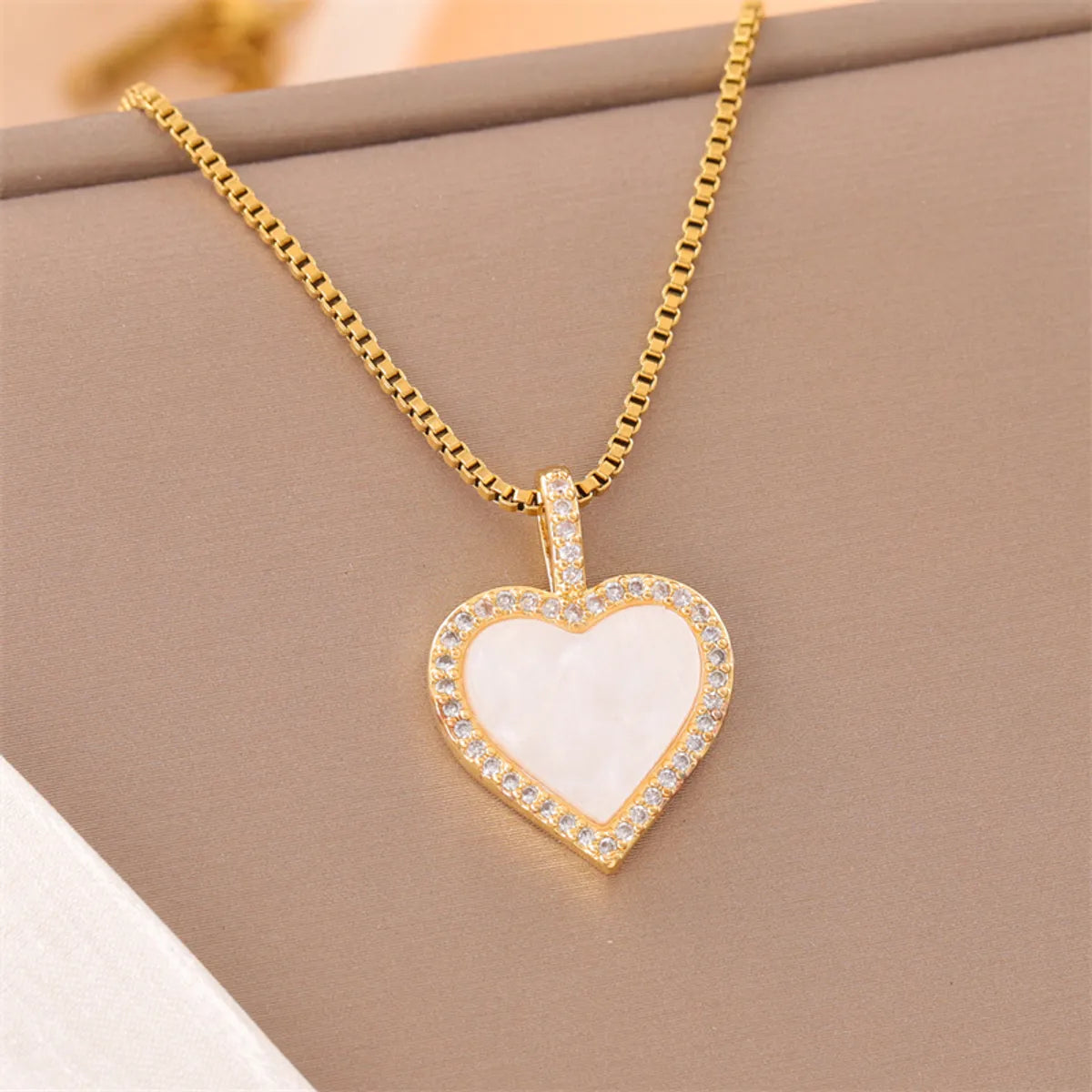 Elegant Simple Style Streetwear Heart Shape Flower Butterfly Stainless Steel Titanium Steel Plating Inlay Zircon 18k Gold Plated Pendant Necklace