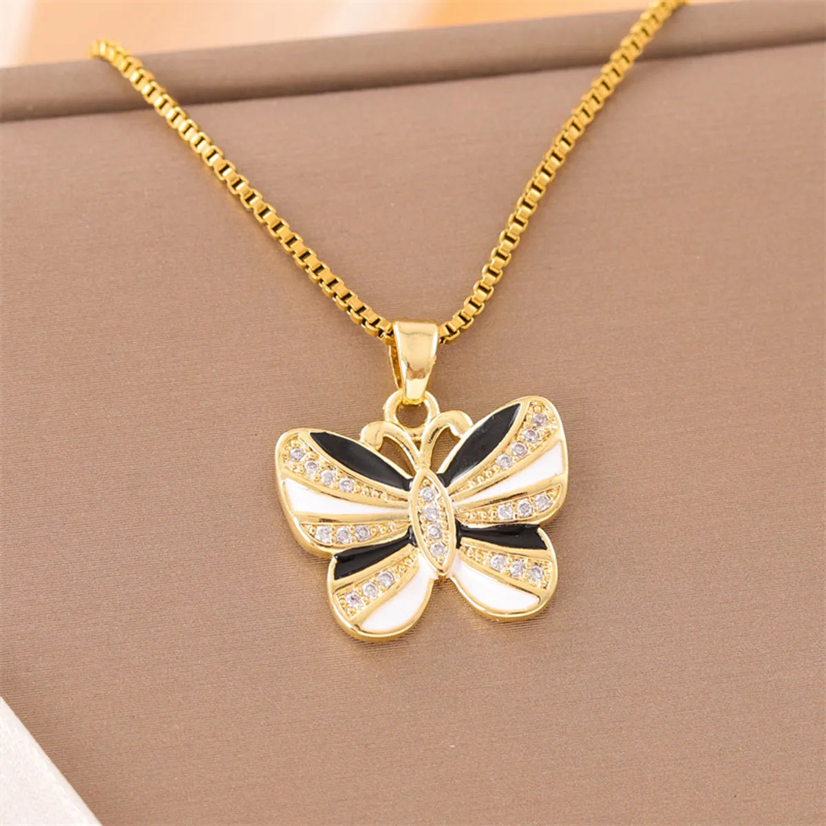 Elegant Simple Style Streetwear Heart Shape Flower Butterfly Stainless Steel Titanium Steel Plating Inlay Zircon 18k Gold Plated Pendant Necklace