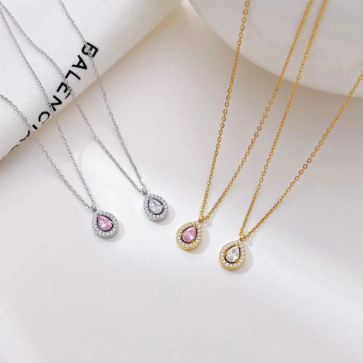 Elegant Simple Style Water Droplets Stainless Steel White Gold Plated Gold Plated Zircon Pendant Necklace In Bulk