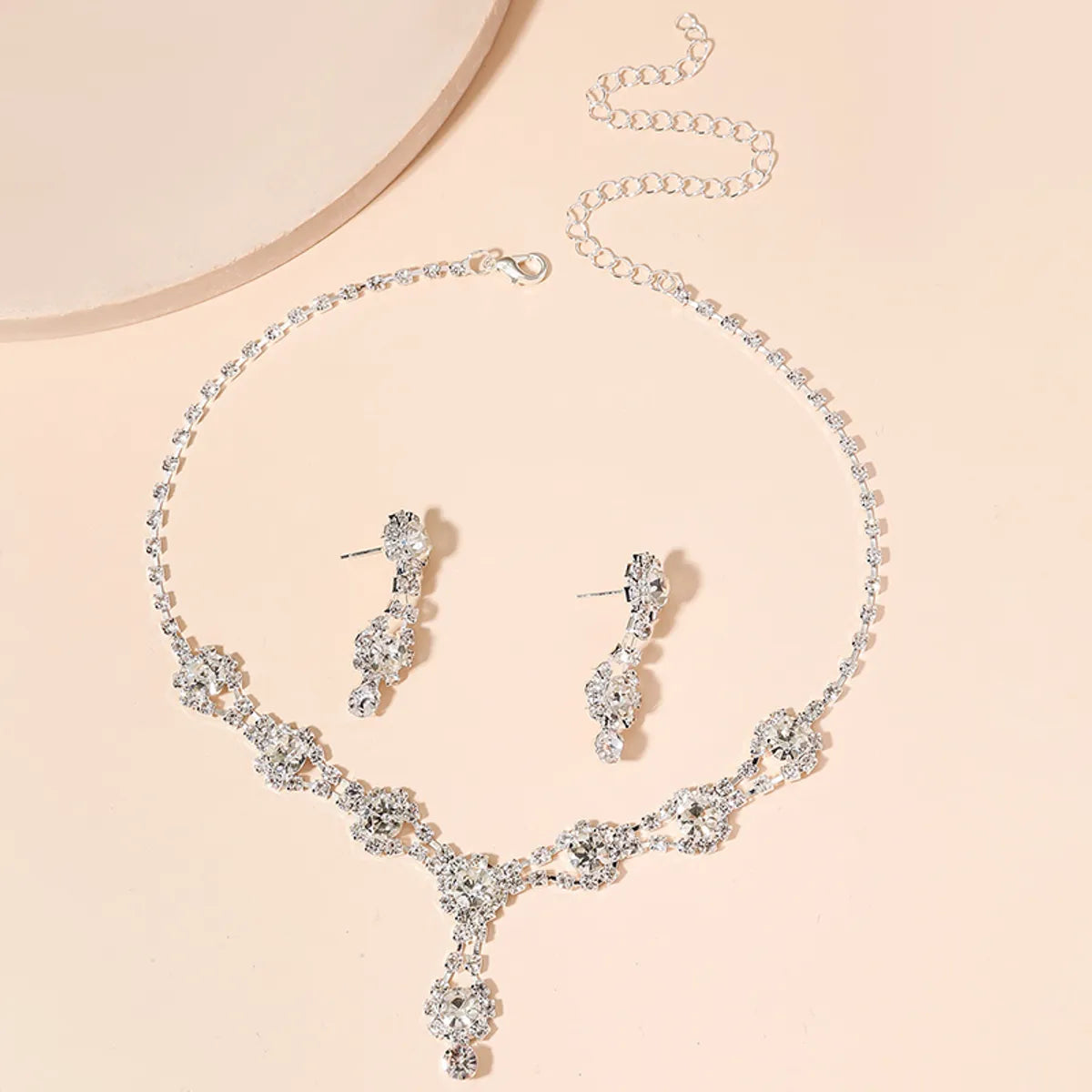 Elegant Solid Color Alloy Inlay Artificial Diamond Women's Earrings Necklace