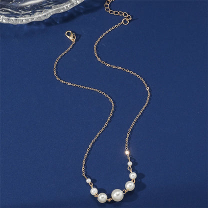 Elegant Solid Color Imitation Pearl Women's Necklace