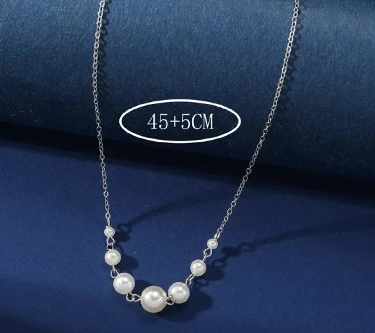 Elegant Solid Color Imitation Pearl Women's Necklace