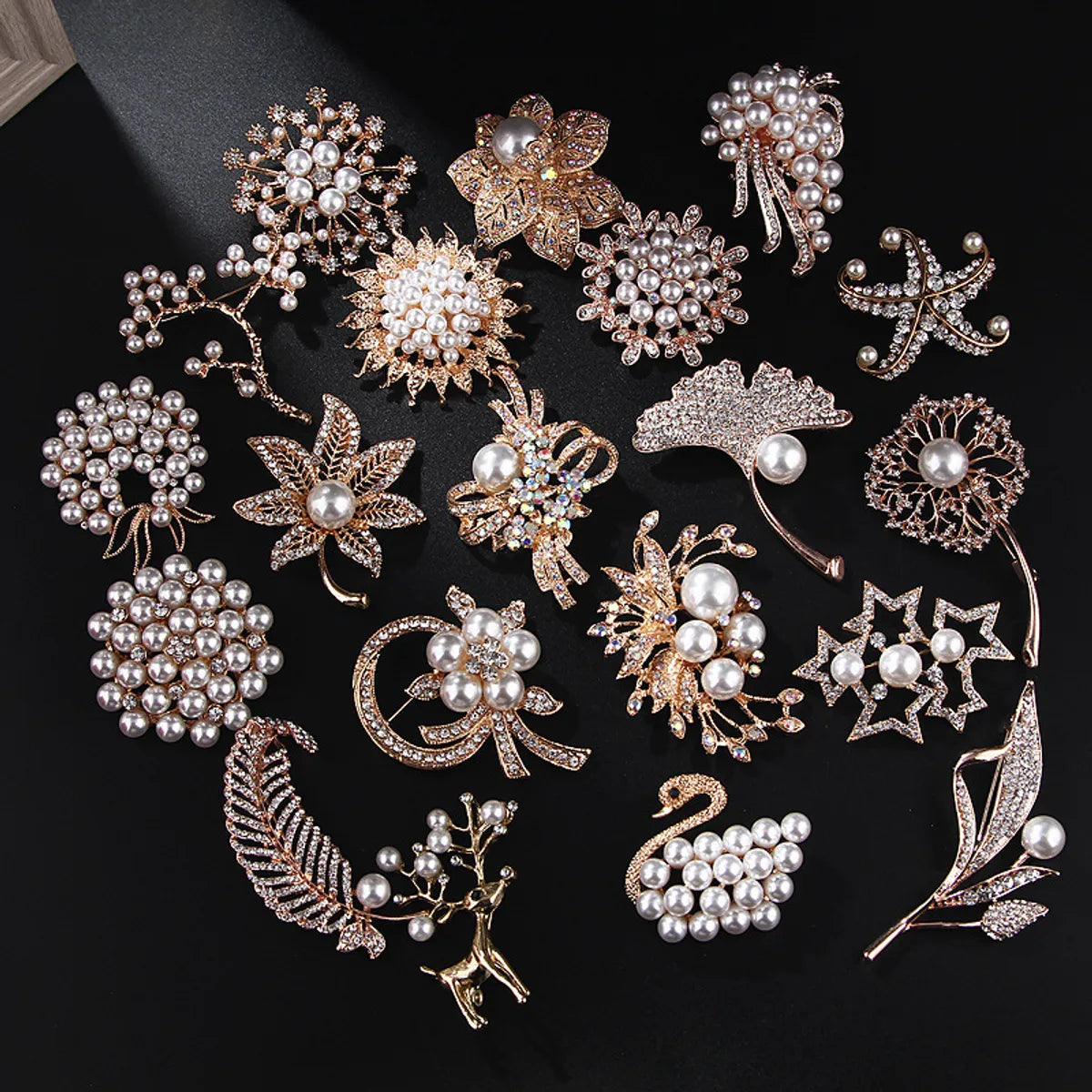 Elegant Star Flower Snowflake Imitation Pearl Alloy Rhinestone Women'S Brooches