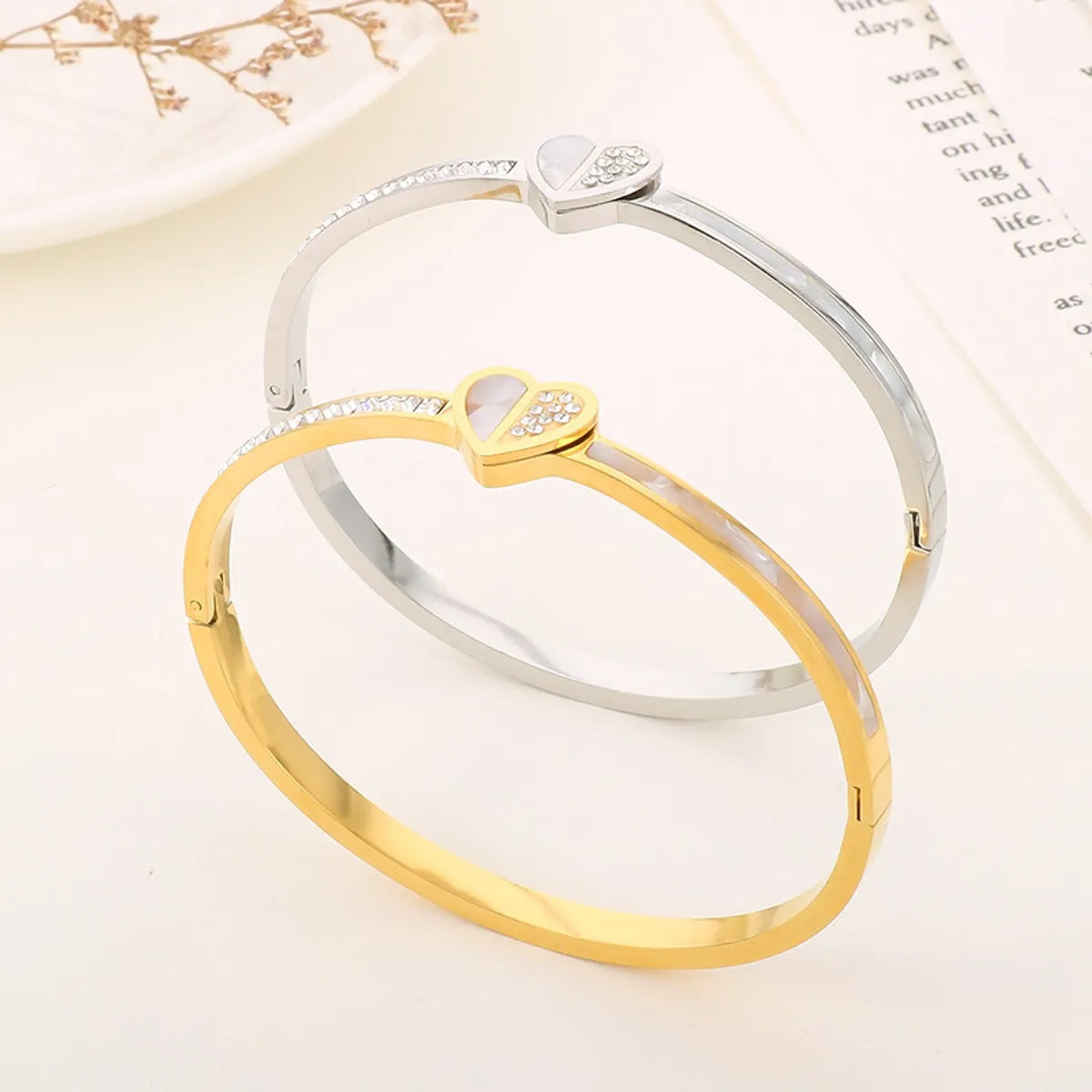 Elegant Streetwear Heart Shape Stainless Steel Inlay Zircon Bangle