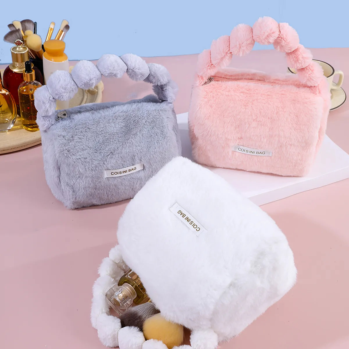 Elegant Streetwear Solid Color Plush Square Makeup Bags