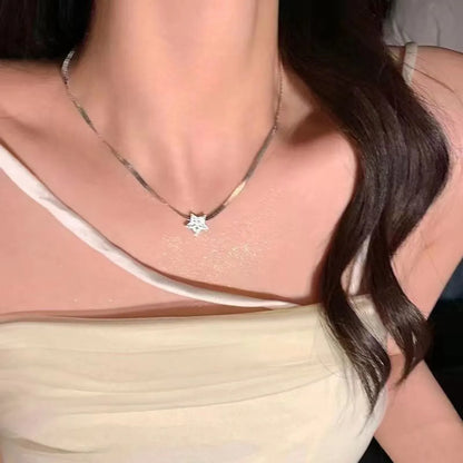 Elegant Streetwear Star Alloy Inlay Zircon Women's Necklace