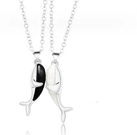 Elegant Streetwear Whale Alloy Plating Valentine'S Day Women'S Pendant Necklace