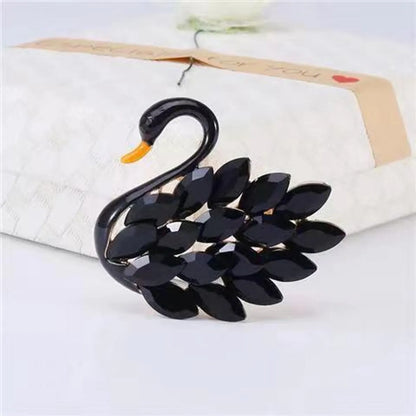 Elegant Swan Alloy Diamond Women'S Brooches