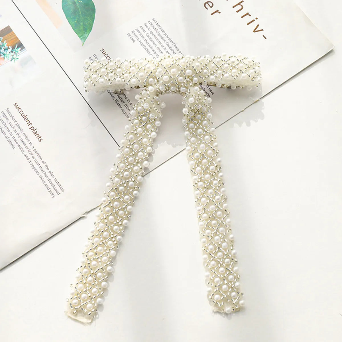 Elegant Sweet Bow Knot Arylic Cloth Hair Clip 1 Piece