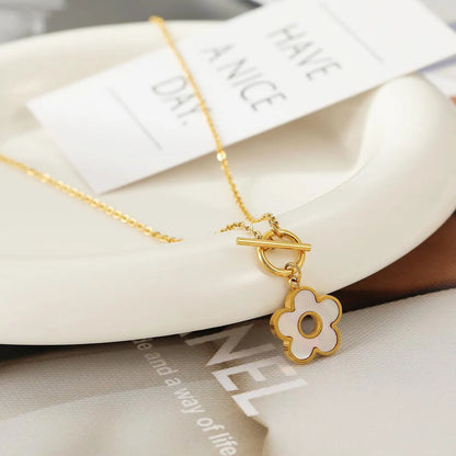 Elegant Sweet Flower Titanium Steel Toggle Plating Inlay Shell Gold Plated Pendant Necklace