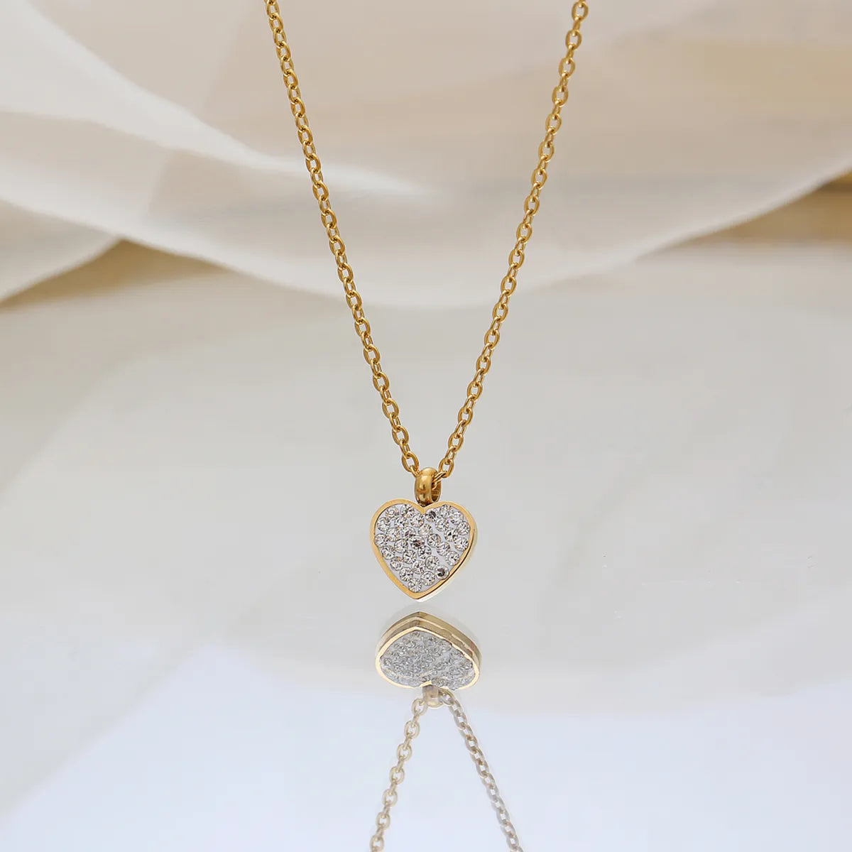 Elegant Sweet Heart Shape Stainless Steel Plating Inlay Zircon 18k Gold Plated Pendant Necklace