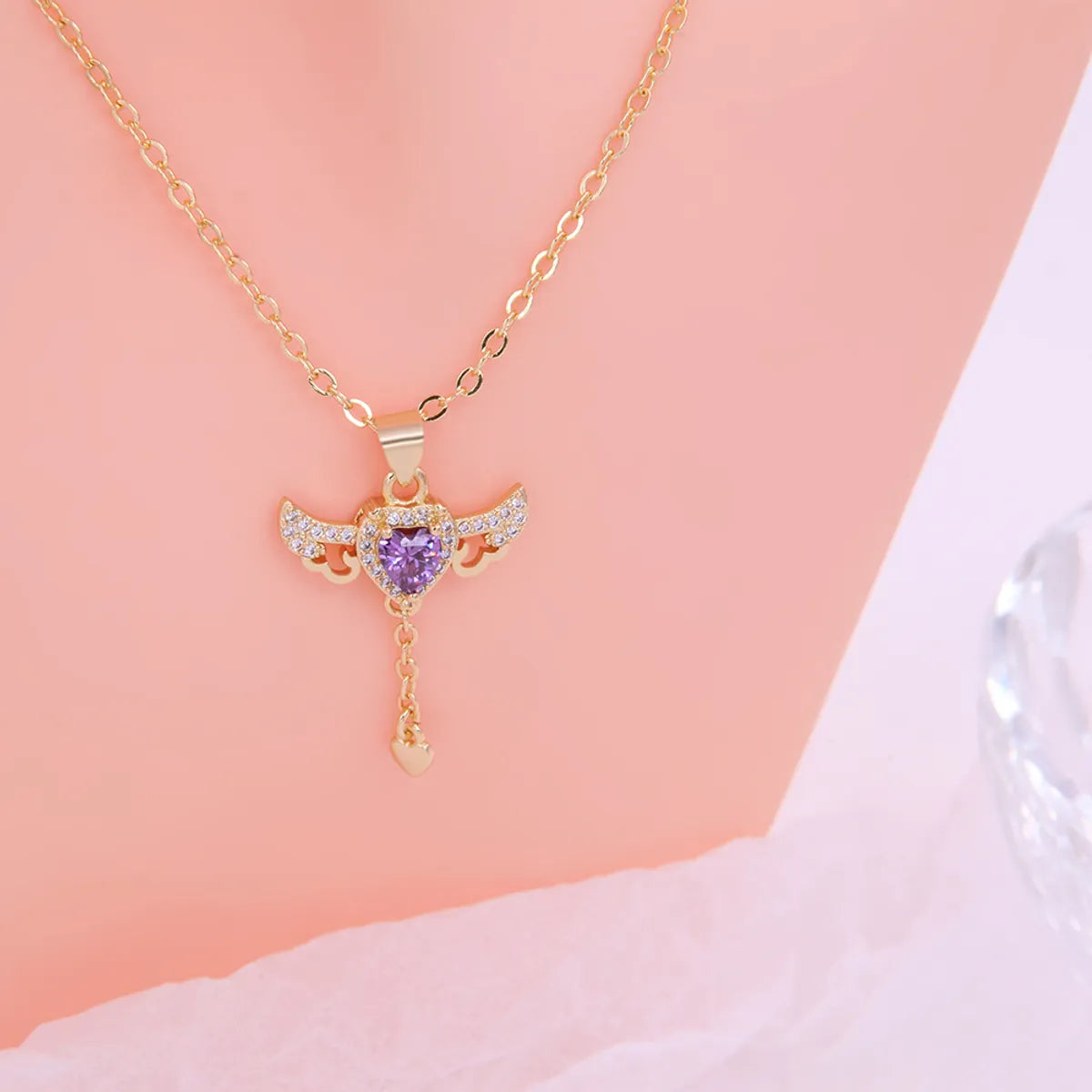 Elegant Sweet Heart Shape Wings Copper 18k Gold Plated Zircon Pendant Necklace In Bulk