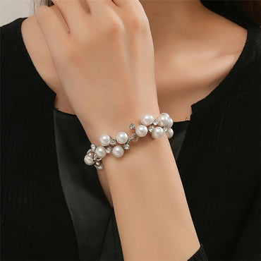 Elegant Sweet Round Artificial Pearls Rhinestones Alloy Wholesale Bracelets