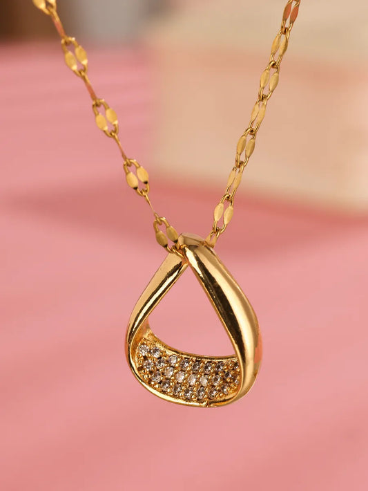 Elegant Triangle Stainless Steel Plating Hollow Out Inlay Zircon 18k Gold Plated Pendant Necklace