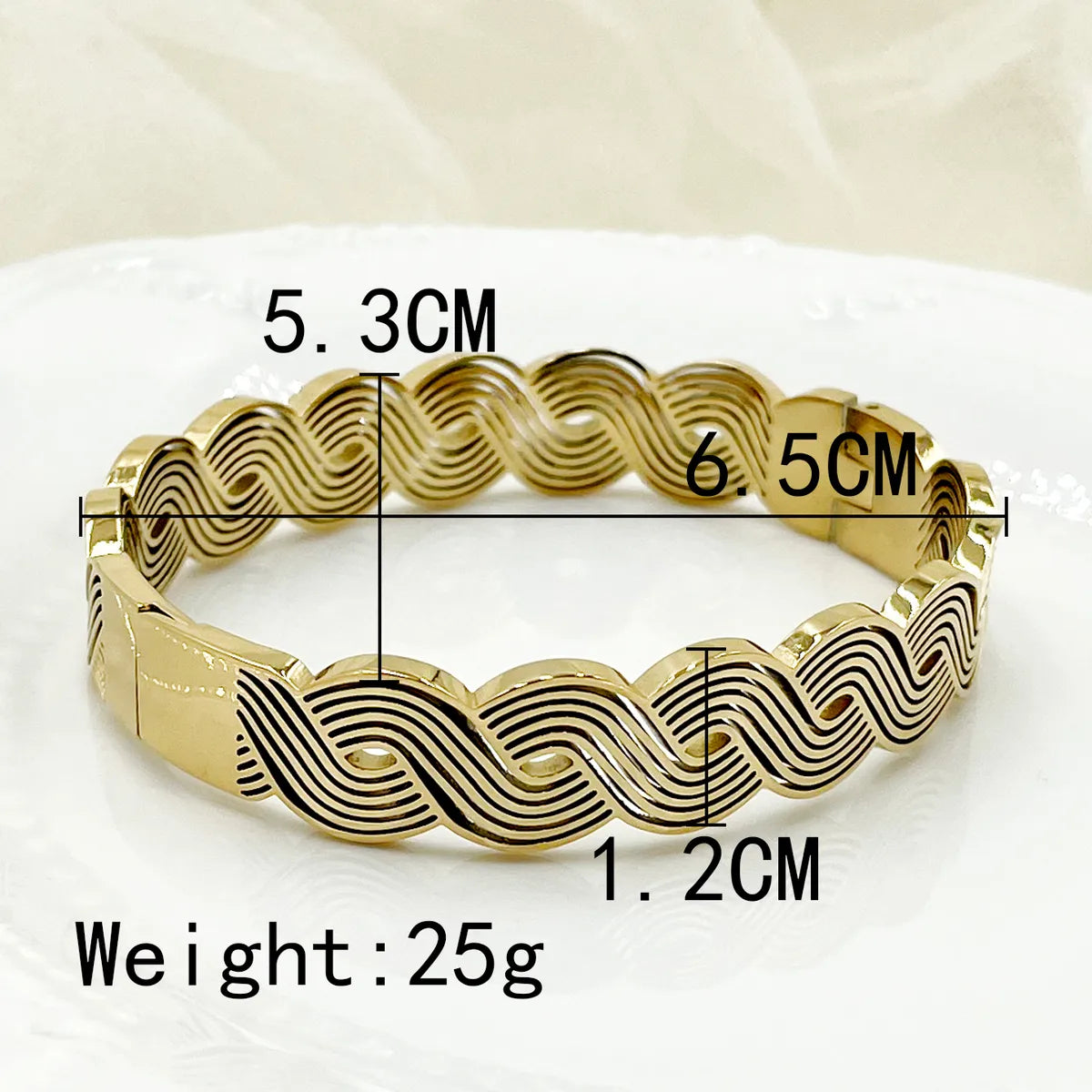 Elegant Twist 304 Stainless Steel 14K Gold Plated Bangle In Bulk